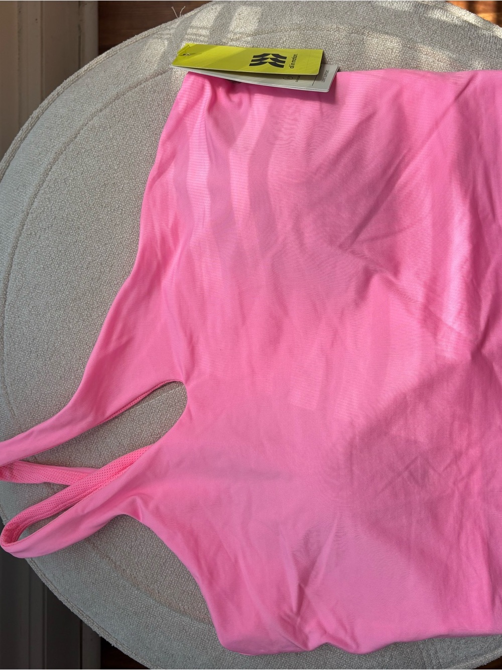 Seamless Bubblegum Pink Sports Bra - Lightweight Support New with tags